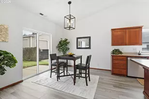 2989 Dahlia Ln, Eugene, OR 97404 - Photo 12