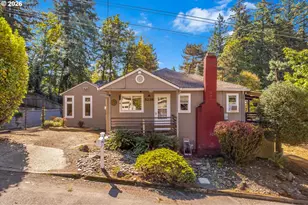 5238 SW Vacuna St, Portland, OR 97219 - Photo 42