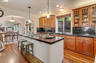 2613 Beacon Hill Dr, West Linn, OR 97068 - Photo 6