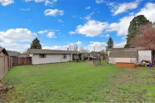 1113 Candlelight Dr, Eugene, OR 97402 - Photo 34