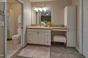 747 E Black Butte Ave, Sisters, OR 97759 - Photo 12