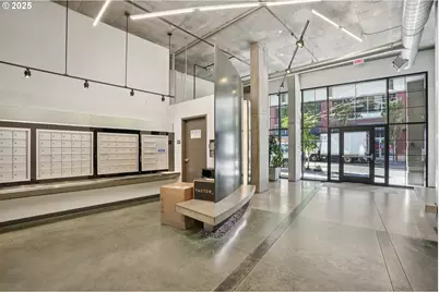 1030 NW 12th Ave #327, Portland, OR 97209 - Photo 4