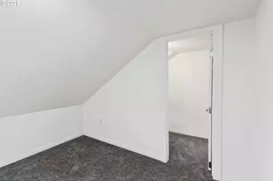 611 NE Pioneer Ave, Castle Rock, WA 98611 - Photo 18