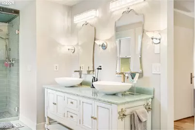 13278 Vermeer Dr, Lake Oswego, OR 97035 - Photo 26