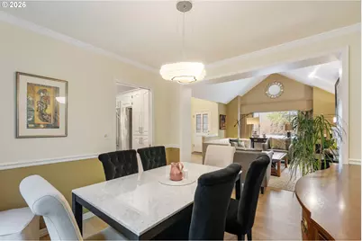 13278 Vermeer Dr, Lake Oswego, OR 97035 - Photo 10