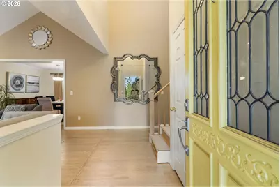 13278 Vermeer Dr, Lake Oswego, OR 97035 - Photo 4