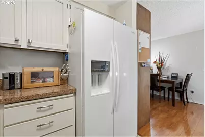 16416 SE Stephens St, Portland, OR 97233 - Photo 6
