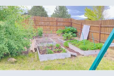 216 Valley View Dr, John Day, OR 97845 - Photo 30