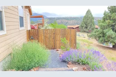 216 Valley View Dr, John Day, OR 97845 - Photo 22