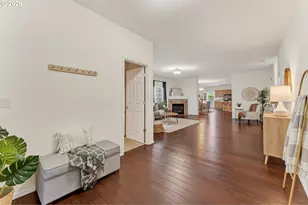 12425 SW Winterview Dr, Tigard, OR 97224 - Photo 4