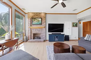 16888 SE Hagen Rd, Happy Valley, OR 97086 - Photo 8