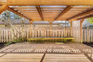 322 SE 151st Ave, Portland, OR 97233 - Photo 28