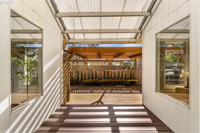 322 SE 151st Ave, Portland, OR 97233 - Photo 30