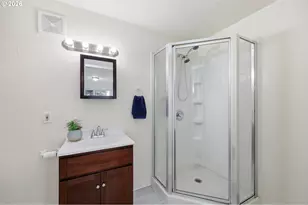 3090 Willakenzie Rd, Eugene, OR 97401 - Photo 18