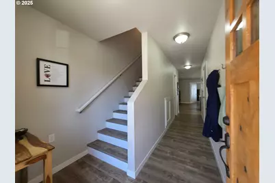 125 Eagle Dr, Roseburg, OR 97471 - Photo 10