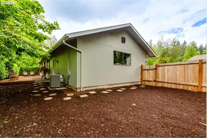2200 Brittany St, Eugene, OR 97405 - Photo 40