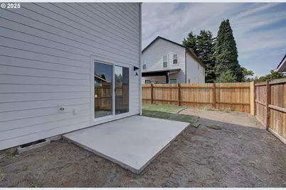 442 Washington St, Woodland, WA 98674 - Photo 36