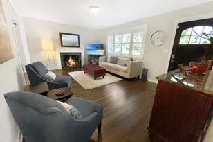 4535 SW Laurelwood Ave, Portland, OR 97225 - Photo 2