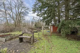 1562 SW Levens St, Dallas, OR 97338 - Photo 40