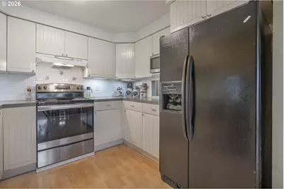 1562 SW Levens St, Dallas, OR 97338 - Photo 12
