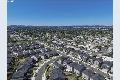 402 Himalaya St NE, Salem, OR 97301 - Photo 42