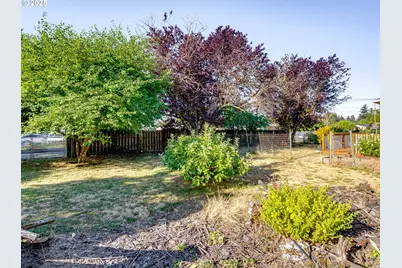 7515 SE Luther Rd, Portland, OR 97206 - Photo 38