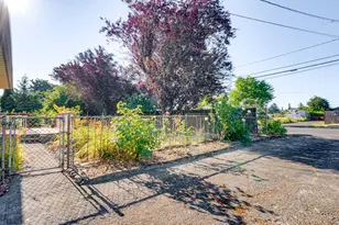 7515 SE Luther Rd, Portland, OR 97206 - Photo 42