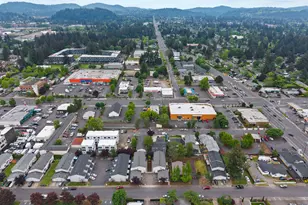 18230 SE Pine St, Portland, OR 97233 - Photo 14