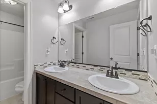 2400 NE 187th Pl, Vancouver, WA 98684 - Photo 36