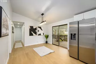 102 Molalla Ct, Roseburg, OR 97470 - Photo 12