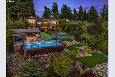 9833 SE Eastview Dr, Happy Valley, OR 97086 - Photo 2