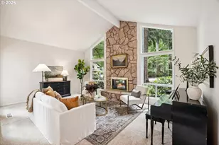 18790 Indian Creek Dr, Lake Oswego, OR 97034 - Photo 4