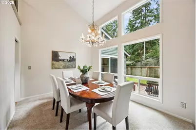 18790 Indian Creek Dr, Lake Oswego, OR 97034 - Photo 8