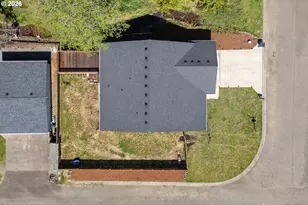 1185 NE Francis St, Rockaway Beach, OR 97136 - Photo 2