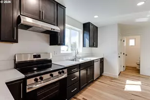 231/233 S 41st Pl, Springfield, OR 97478 - Photo 14