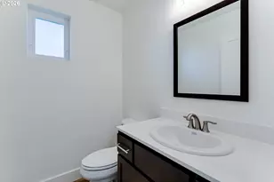 231/233 S 41st Pl, Springfield, OR 97478 - Photo 16