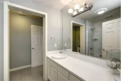 1815 SW 16th Ave #402, Portland, OR 97201 - Photo 30