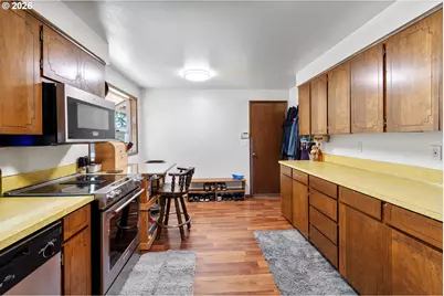 10321 SE Eastmont Dr, Damascus, OR 97089 - Photo 12