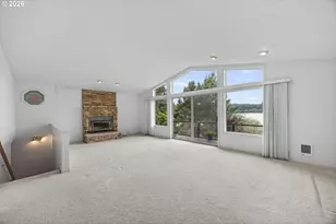 5577 S Shore Dr, Florence, OR 97439 - Photo 10