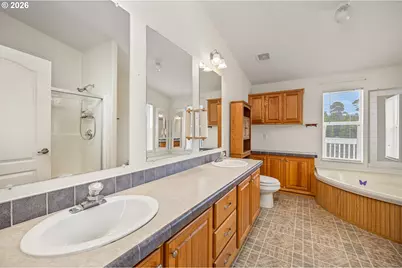 88192 Leeward Dr, Florence, OR 97439 - Photo 24