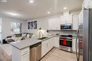 6268 SE Harkness Ln, Hillsboro, OR 97123 - Photo 10