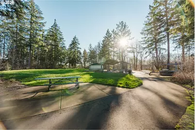 6268 SE Harkness Ln, Hillsboro, OR 97123 - Photo 32