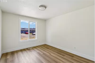 20305 SW 70th Ave, Tualatin, OR 97062 - Photo 24