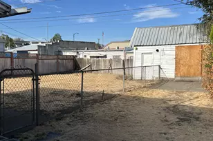 615 Robbins St, Milton-Freewater, OR 97862 - Photo 4