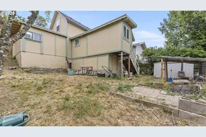 55 W 6th St, Coquille, OR 97423 - Photo 20