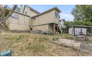 55 W 6th St, Coquille, OR 97423 - Photo 20