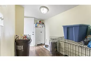 55 W 6th St, Coquille, OR 97423 - Photo 18