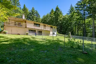 30744 NE 10th St, Washougal, WA 98671 - Photo 2