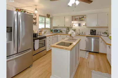 30744 NE 10th St, Washougal, WA 98671 - Photo 4