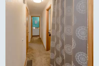 30744 NE 10th St, Washougal, WA 98671 - Photo 10